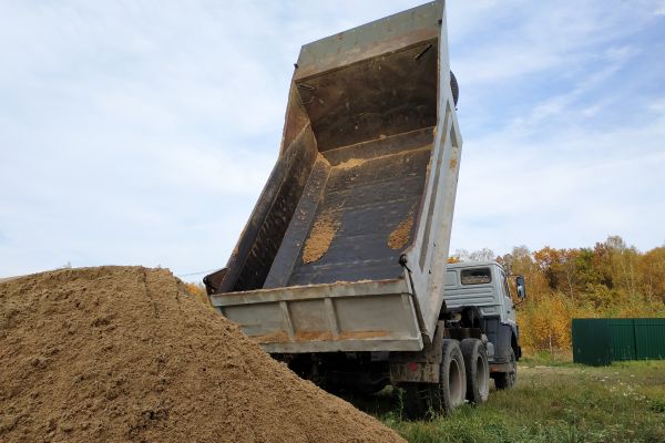 Topsoil Delivery in Conway